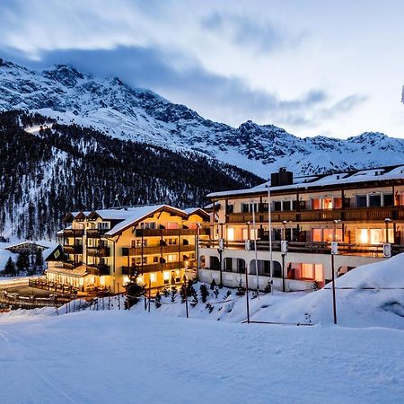 Paradies Pure Mountain Resort Sulden Buitenkant foto